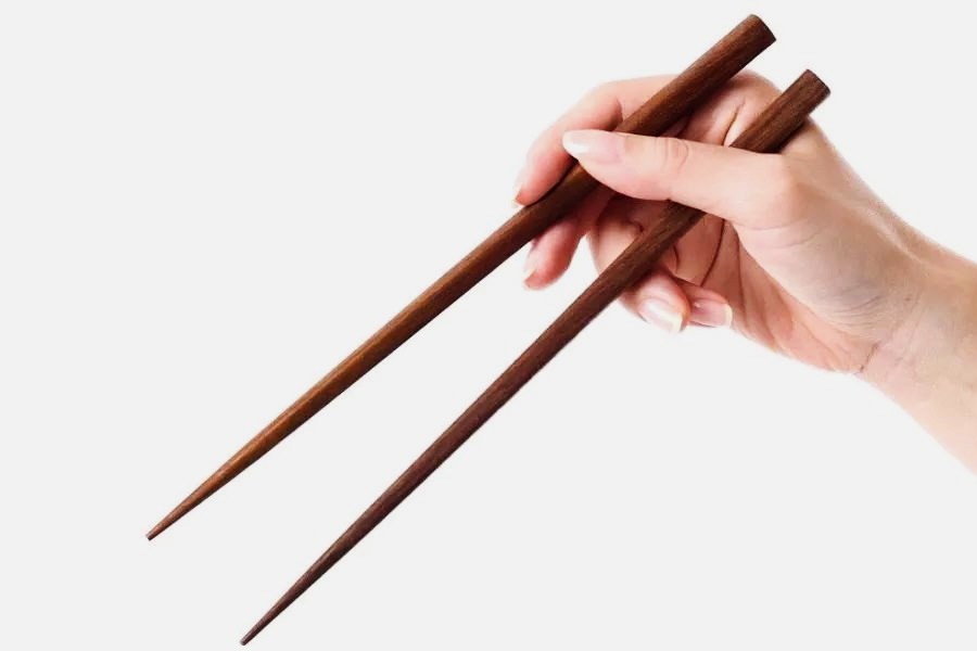 How To Hold Chopsticks Properly Oha Japan